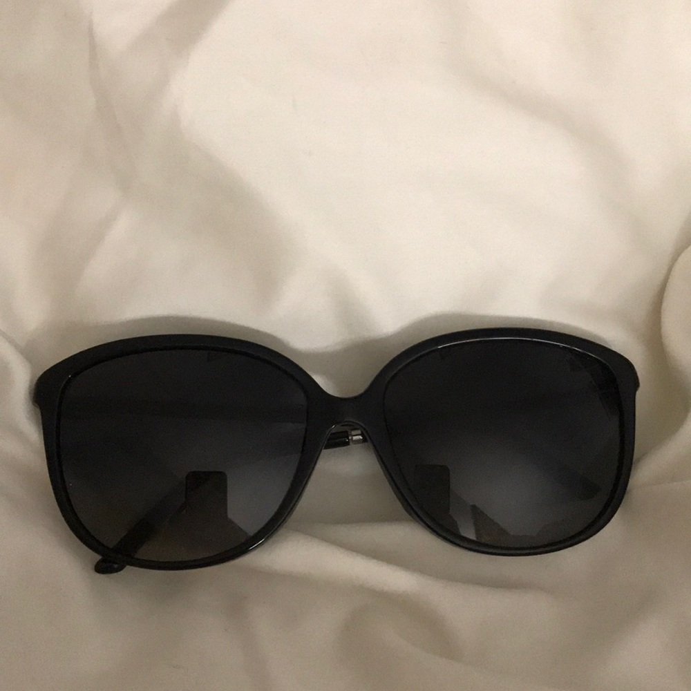 Burberry sunglasses